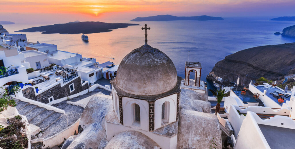 Luxury Hotels in Santorini with Breathtaking Views: Your Ultimate Escape - Exploring the Island's Unique Villages: A Cultural Journey